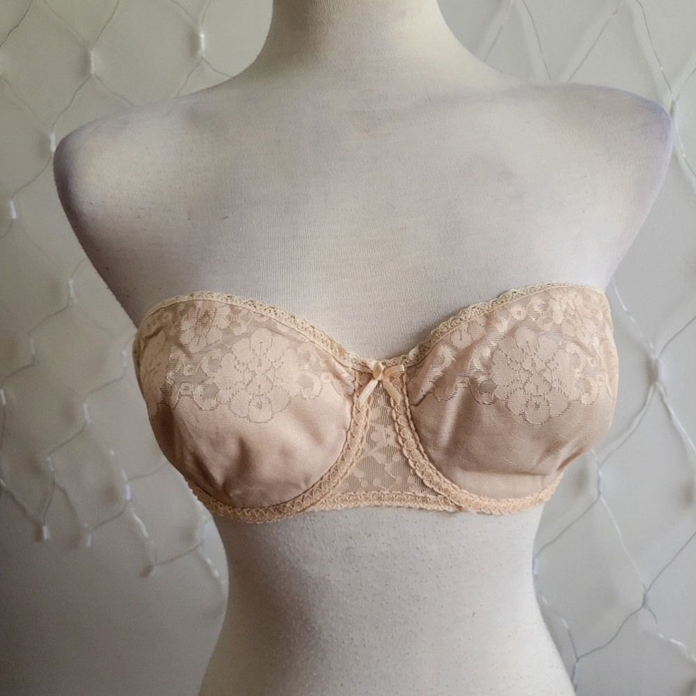 Maidenform Strapless Bra | Blush Lace | 36C